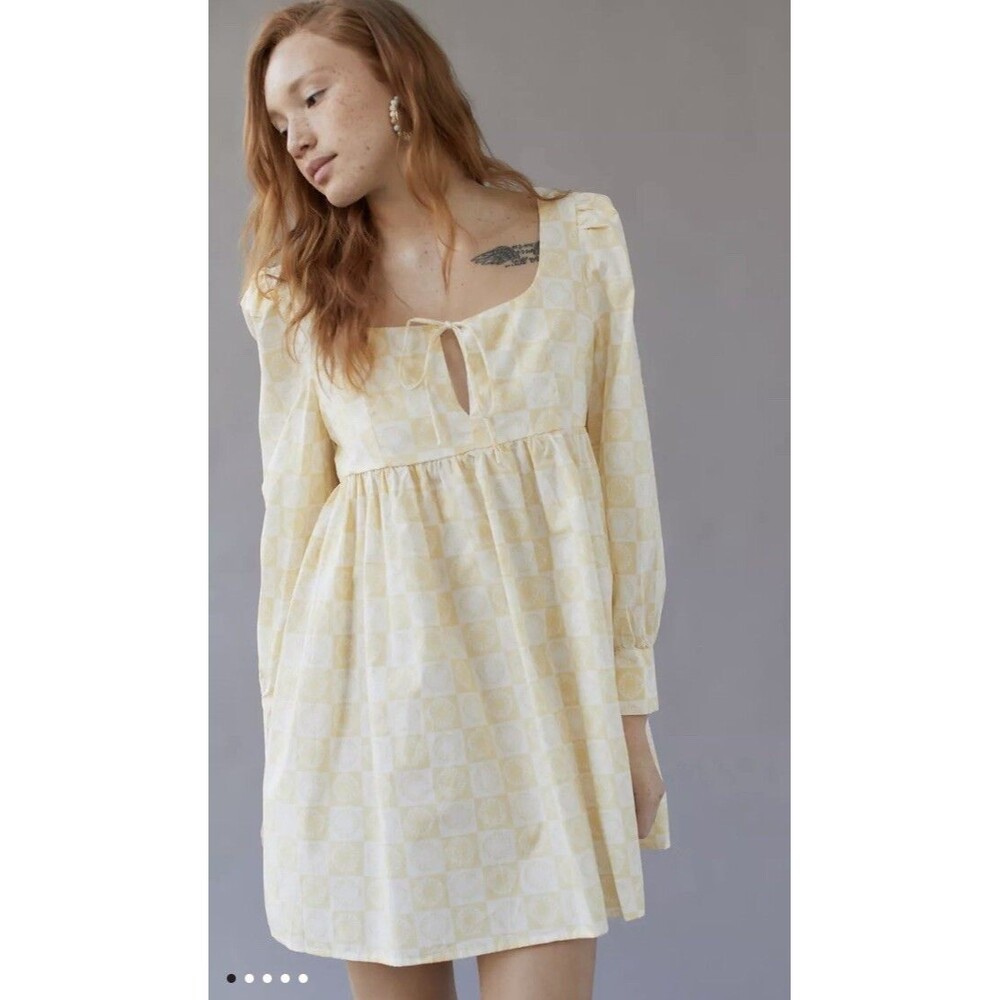 UO Glamorous Sunflower Check NWT